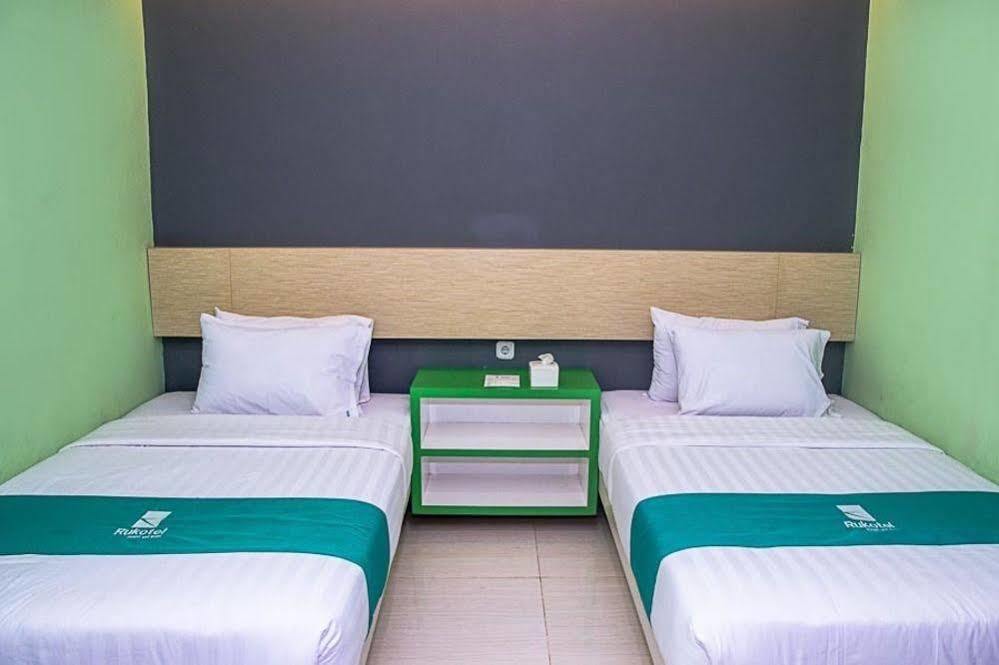 Oyo 277 Rukotel Near Rsu Adi Husada Undaan Kota Surabaja Exteriér fotografie
