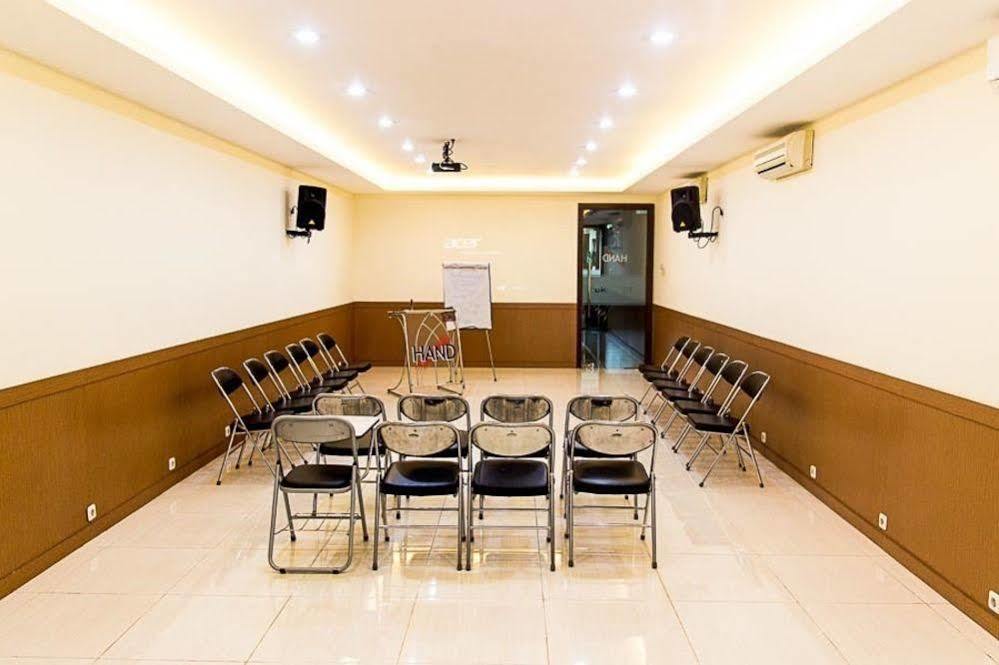 Oyo 277 Rukotel Near Rsu Adi Husada Undaan Kota Surabaja Exteriér fotografie